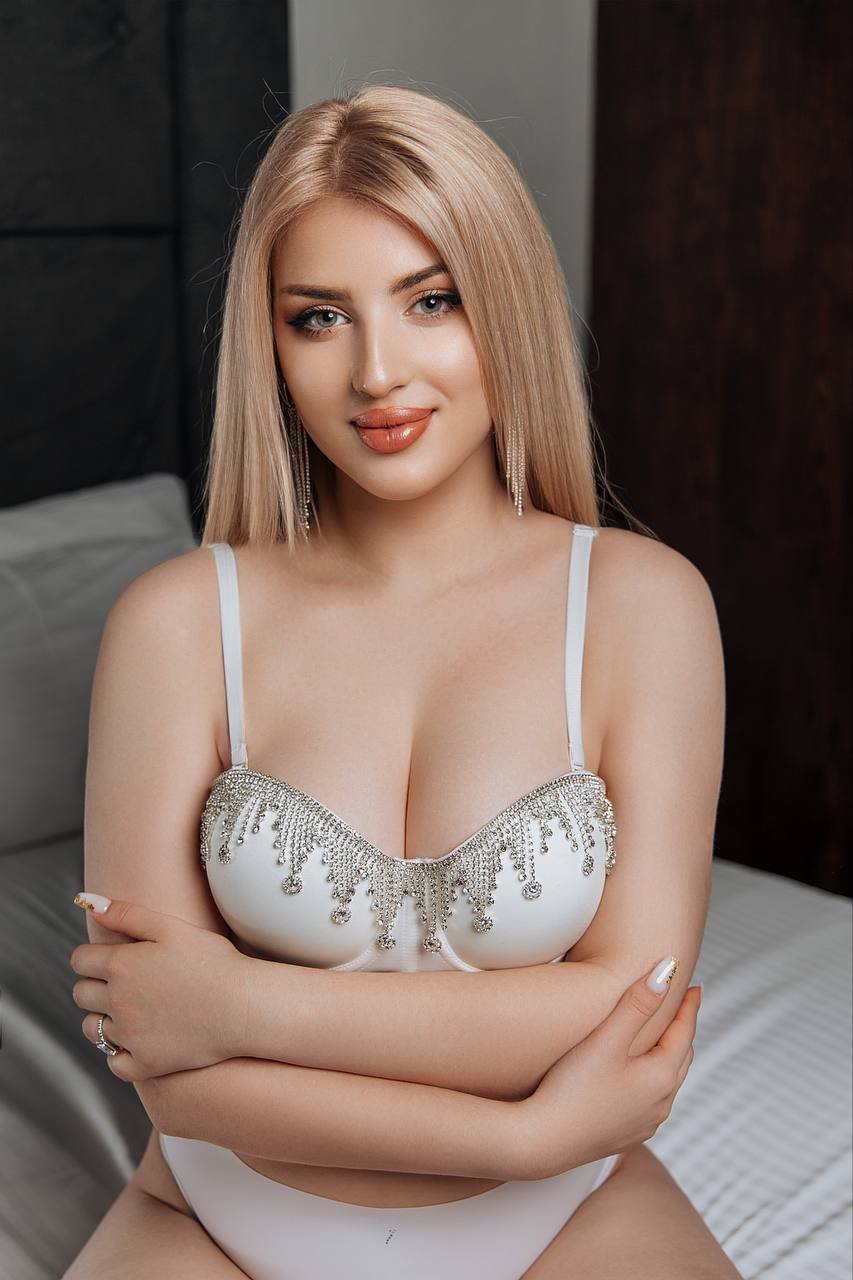 Asian beauty in sophisticated attire